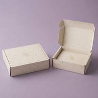 Caja de Regalo de Lujo en Color Crema Dorado con Puntos, Laminación Mate, Materiales Reciclados, Corrugada, para Envío de Joyería, Cosméticos, Pequeños Artículos