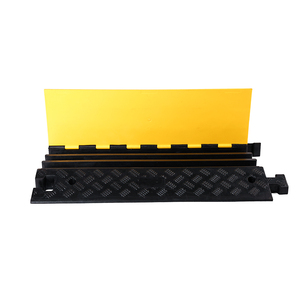 Protection <span class=keywords><strong>de</strong></span> voiture en caoutchouc et pvc jaune veste en caoutchouc protection <span class=keywords><strong>de</strong></span> <span class=keywords><strong>câble</strong></span> <span class=keywords><strong>de</strong></span> <span class=keywords><strong>sol</strong></span> - Product Image 1