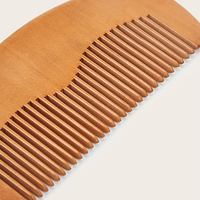 Peigne à barbe en bois de santal double face antistatique à dents larges, personnalisé avec logo Wanmei, fabriqué par le fabricant