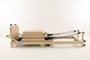 Reformer de Pilates Plegable de Madera de Arce con Resortes Importados y Cama Profesional de Cuero EVA para Equipos de Fitness en Casa y Estudio - Product Image 6