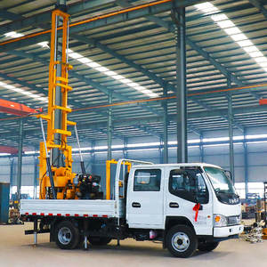 מקדחת קידוח הידראולית ניידת המותקנת על משאית מדגם XYC-200A לקידוח בארות מים בעומק 200 מטר ולפרויקט חקירה גיאוטכנית - Product Image 3