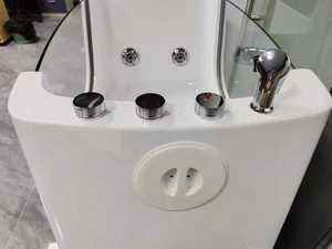 حوض استحمام كهربائي للحيوانات الأليفة من PetFit مصنوع من الأكريليك للكلاب الكبيرة - صديق للبيئة ومتعدد الوظائف للاستخدام في صالونات التجميل والحمامات - Product Image 6