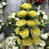 Künstliche Blumen Großhandel Maßgefertigte Hochwertige Seidenblumen-Bouquets Künstliche Rosen Tischdekoration für Hochzeiten