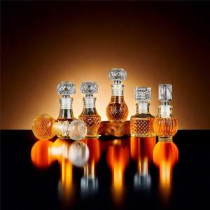 Luxury <strong>Mini</strong> Empty 50ml 100ml Decanter Vodka Glass Liquor Wine Spirit <strong>Bottle</strong> with Lid for Brandy Whisky - Product Image 3