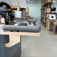 YOUME 2025 Vente en gros usine Lit de fenêtre pour chat d'hiver, Maison pour chat, Meuble mural d'intérieur pour chat, Lit pour chat en bois et peluche à motif uni