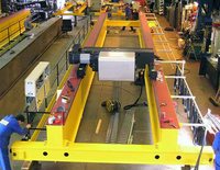 Ponts roulants à double poutre en acier inoxydable, capacité 10-100 tonnes, avec câble métallique et télécommande pour un levage fluide