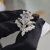 Ensemble de bagues en moissanite de 3 carats en forme de poire, design spécial en forme de V, argent sterling 925, empilable, luxe et unique, ensemble de mariage pour femmes