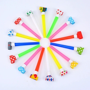 Longs sifflets en plastique pour fête, motifs variés, klaxons sonores multi-motifs, jouets de fête pour enfants, fournitures pour fêtes d'anniversaire - Product Image 3