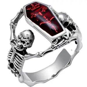 Retro Plated Punk Vampire Ring Gothic Band Ring Predator Warrior Men's Stainless Steel Skull Head Ring For Men Hot Sale Products