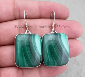 Boucles d'oreilles en argent sterling 925 faites à la main, respectueuses de la peau, serties de pierres précieuses de malachite naturelle, coupe coussin, pour mariage et fête - Product Image 2