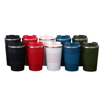 Gobelet moderne étui en silicone réutilisable avec conception anti-déversement Logo personnalisé voyage tasse à café en acier inoxydable pour boissons chaudes