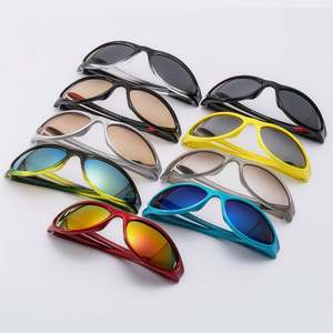 Gafas de Sol Deportivas con Logotipo Personalizado, Montura Pequeña, Protección UV400, Estilo Ojo de Gato Y2K para Mujer - Product Image 5