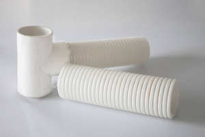 Tuyau spiralé ondulé en plastique léger moulé par soufflage pour l'alimentation en eau des machines à laver Blanc/Multicolore - Product Image 2