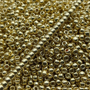 Vente en gros de 1.5mm 2mm 10 grammes perles de rocaille en verre Toho originales japonaises de qualité supérieure mini perles de rocaille pour la fabrication de bijoux - Product Image 1