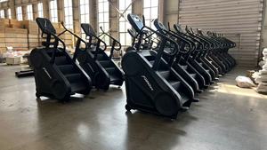 Machine d'escalade en gros pour usage domestique, équipement de <span class=keywords><strong>cardio</strong></span>-training de gym, machine d'<span class=keywords><strong>escalier</strong></span>, entraînement d'escalade en acier - Product Image 4