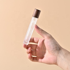 8ml Leere Mattierte Glas-<span class=keywords><strong>Roll</strong></span>-on-Flasche für Parfüm und Ätherische Öle mit Walnusskappe - Product Image 5