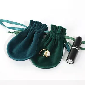 2024 meilleure vente de haute qualité vert bleu couleur taille personnalisée pochette en velours sac paquet pour protéger bijoux anneau pendentif bracelet