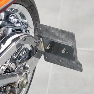 Nuevo soporte de placa de matrícula de montaje lateral izquierdo de aluminio Chiefdom negro/cromo 2018-UP Softail Fat Boy/Street Bob/Breakout - Product Image 2