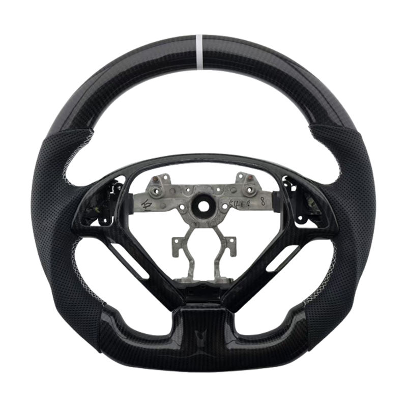 Fibre de carbone + cuir perforé + surpiqûres blanches