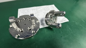 ISO9001 Factory Custom CNC Milling Machined Aluminum 6061 7075 Part High Precision <b>Metal</b> part with High Accuracy ±0.03mm - Product Image 5