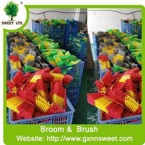 Ensemble de brosses de nettoyage domestique en gros à prix abordable, avec support, balais et serpillères en <span class=keywords><strong>microfibre</strong></span> pour supermarchés et maisons - Product Image 6