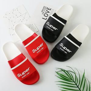 <span class=keywords><strong>Ciabatte</strong></span> Personalizzate con Stampa 3D all'Ingrosso, Sandali <span class=keywords><strong>Slide</strong></span> in PU con Logo Personalizzato per <span class=keywords><strong>Uomo</strong></span>, Slides Vuoti per Sublimazione - Product Image 3