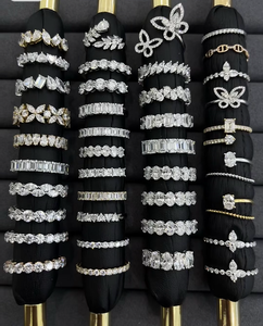 Op maat gemaakte eeuwigheidsringen trouwringen 14K 18K goud smaragd geslepen laboratorium gekweekte diamanten ring synthetische diamanten gouden ring - Product Image 4