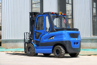 Montacargas Eléctrico Heftruck de 5 Toneladas, Elevación de 5m, Batería de Litio, Desplazador Lateral Hidráulico para Trabajo Pesado en Terrenos Difíciles, Certificado CE