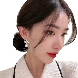 S925 Silver DIY Pearl Accessories Empty Tray <b>Butterfly</b> Silver Jewelry Earnail 8-11mm Round <b>Bead</b> 21805 for Elegant Earrings - Product Image 4