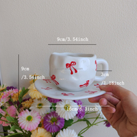 Tasse mignonne en céramique d'arc d'inspiration coréenne peinte à la main Design rose réutilisable au lave-vaisselle et au micro-ondes pour les cadeaux d'affaires