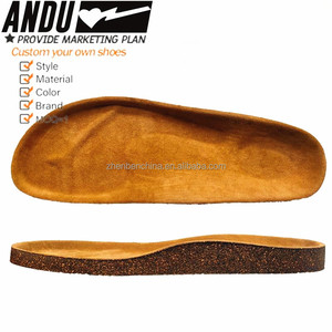 Sabots de créateur personnalisés hommes femmes pantoufles à glissière <span class=keywords><strong>sabot</strong></span> souple <span class=keywords><strong>noir</strong></span> blanc daim <span class=keywords><strong>cuir</strong></span> boucle sangle sabots en liège dames - Product Image 6