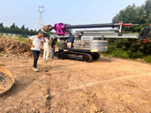 Sdlq Lqr60 Kleine Roterende Heiboorinstallatie 0-15M Hydraulische 360 Graden Roterende Machine Boorgat Boorinstallatie Motor Motor Tandwielkern - Product Image 3