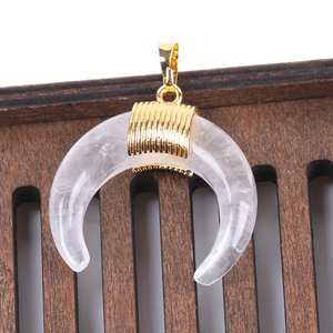 Perhiasan Wanita Grosir Tanduk Sapi Power Bulan Alami Batu Semi Mulia Liontin Perhiasan Setengah Bulan untuk Kalung - Product Image 4