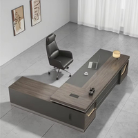 Bureau moderne de luxe en bois en forme de L pour les gestionnaires de patrons Mobilier de bureau de direction haut de gamme