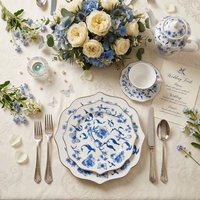 Service de vaisselle en céramique classique à bord festonné, décoratif, motif floral bleu, en porcelaine, pour cadeau de mariage, fête, table de réception