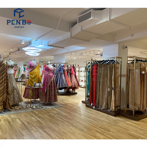 Servizio Completo di Allestimento per Negozi di Abbigliamento Femminile, Espositori Personalizzati, Scaffali in Acciaio Inox per Negozi di Abbigliamento - Product Image 5