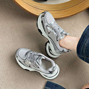 Zapatos Deportivos Casuales Plateados con Plataforma y Suela Gruesa QLFashion Explosions 2025, Súper Novedad de Verano para Mujeres de Baja Estatura 26 - Product Image 1