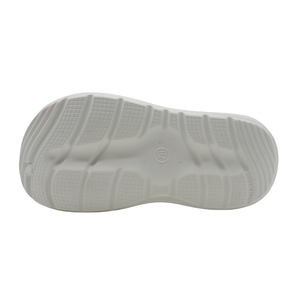 Sabots légers pour enfants avec chaussures antidérapantes pour le confort et la sécurité. - Product Image 5