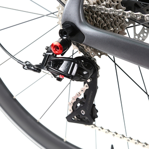 Vélo de route en fibre de carbone 700c avec 22 vitesses, freins à disque hydrauliques, cadre aérodynamique, roues en alliage et guidon intégré - Product Image 3