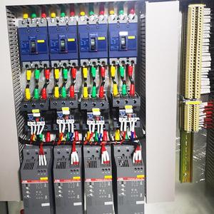 ตู้ไฟฟ้าแรงต่ำเคลื่อนที่ 3 เฟส 4 กิโลวัตต์ 36 ช่องทาง แรงต่ำ - Product Image 1