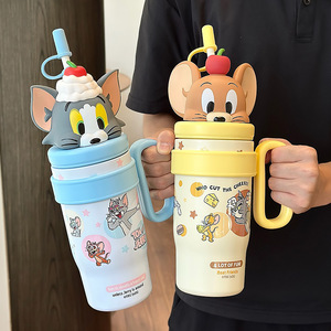 Taza de Agua Redonda Aislada de Tom y Jerry para Niños, 500 ml, con Pajita y Asa, Diseño Adorable, Regalo Perfecto, Verano 2025 - Product Image 4