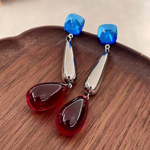Pendientes de Resina Acrílica con Forma de Gota de Agua, Plateados, Modernos, para Mujer, para Fiestas, Pendientes Colgantes de Moda - Product Image 1