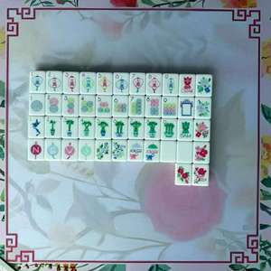 Luxury Modern Portable Acrylic Travel American Luminaire Mahjong Tiles Mahjong Set Artwork Style for <b>Entertainment</b> - Product Image 3