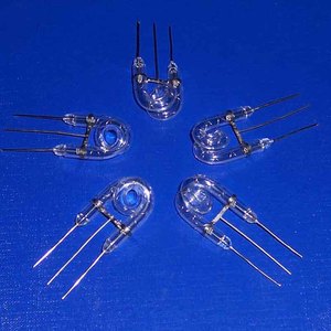 מכשור טכני, צינור פלאש קסנון, רדאר תנועה לניהול מהירות, בעל תקן RoHS, מתח AC 85-265V, אורך חיים 50000 שעות, מחזור חיים ארוך. - Product Image 5