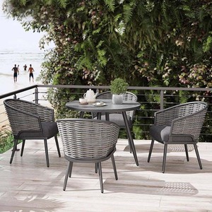 Ensemble <span class=keywords><strong>table</strong></span> et chaises modernes et durables en bois et aluminium pour cour, <span class=keywords><strong>jardin</strong></span>, balcon, plage, salle à manger, mobilier d'extérieur - Product Image 2