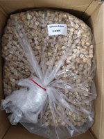 Ikan Salmon Beku Kering Bentuk Kubus, Tinggi Protein, Camilan Hewan Peliharaan, Makanan Anjing Kucing, Bebas Biji-bijian, Grosir, Pasokan Massal OEM