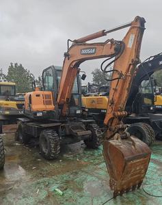 Excavatrice <span class=keywords><strong>sur</strong></span> pneus Doosan DX 60 d'<span class=keywords><strong>occasion</strong></span> en bon état, excavatrice Doosan de 6 tonnes, <span class=keywords><strong>mini</strong></span>-excavatrice - Product Image 2