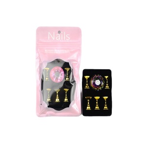 Support d'entraînement pour faux ongles en cristal japonais, base lotus, présentoir magnétique, outil de formation pour manucure en salon, vente en gros - Product Image 4