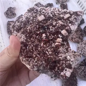 Großhandel Mineral-Specimen Natur-Spessartine Rau-Edelstein Rot-Garnett Steine Rohstein zur Heilung