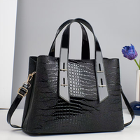 Sac à main de luxe pour femme, édition tendance 2025, adorable ourson, doublure en polyester et bandoulière tendance
